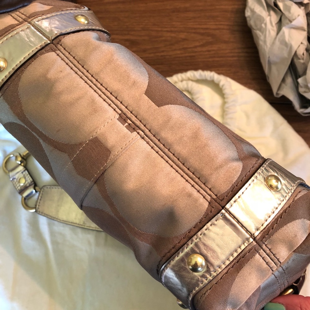 Nice Coach Carly gold & signature c hobo bag - Picture 6 of 8